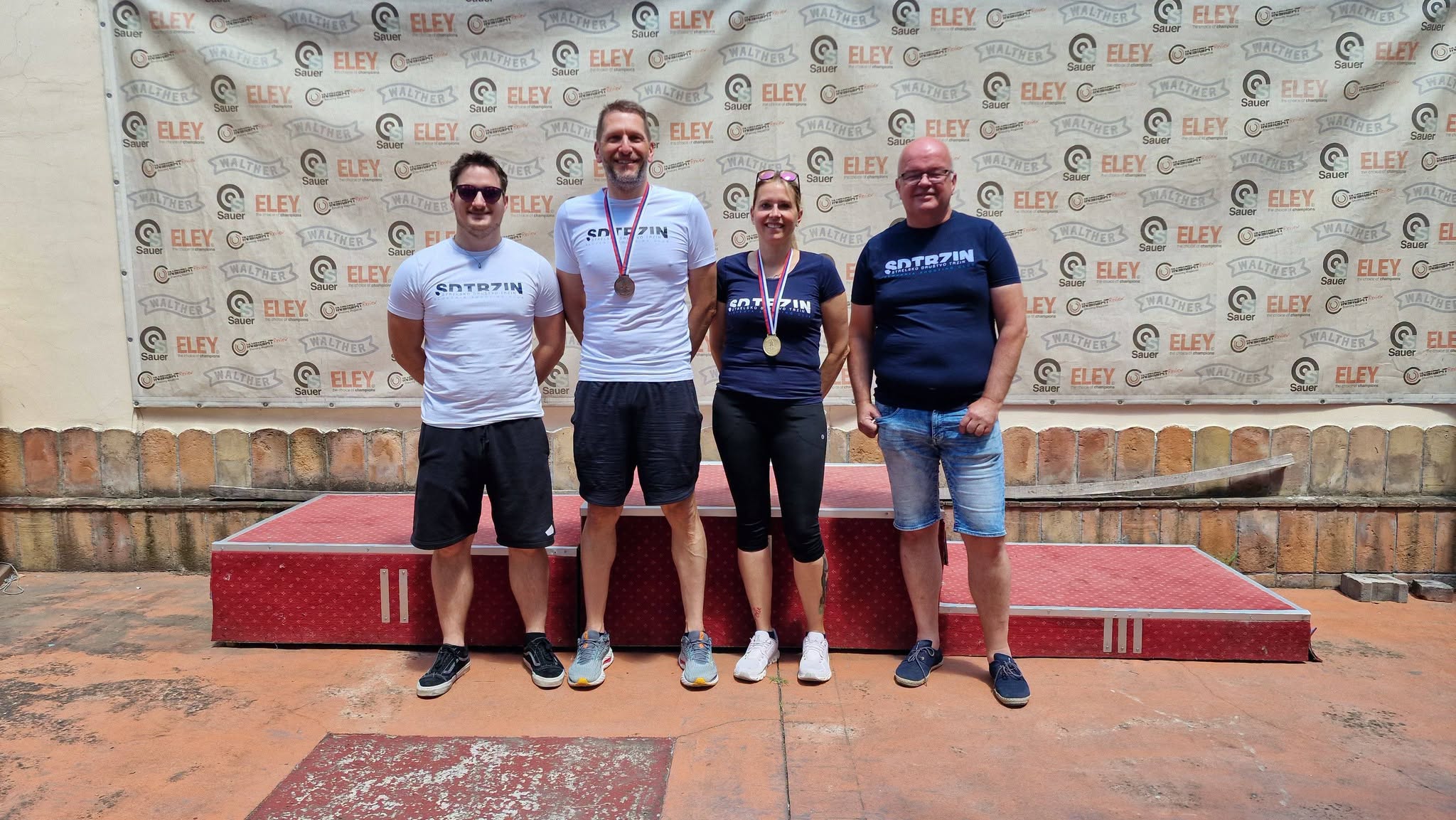 Začeli smo obiskovati tudi mednarodna tekmovanja z malokalibrskim orožjem v tujini in letošnja prva destinacija je priznani Grand Prix v Novem Sadu. – fotografija 11