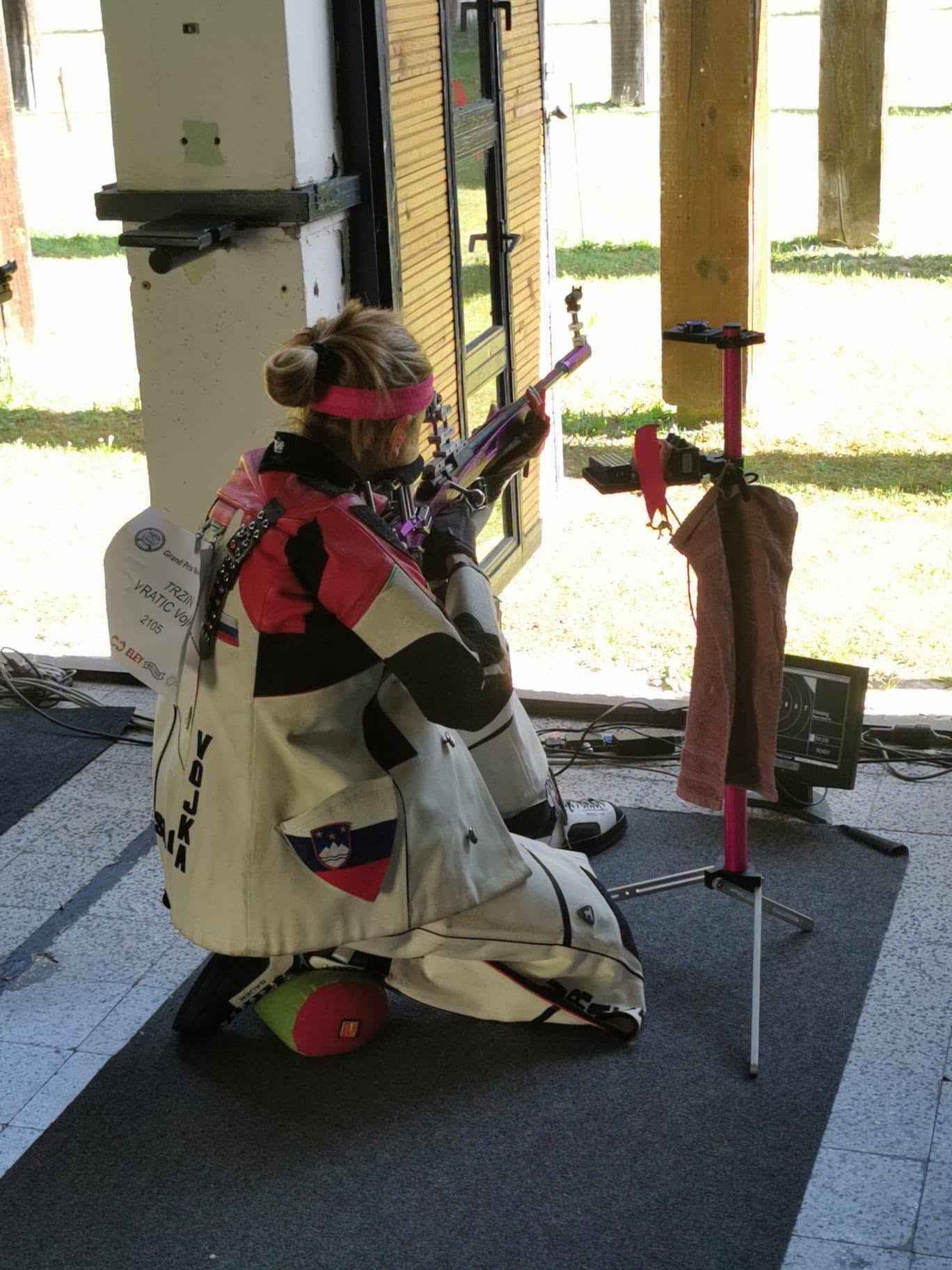 Začeli smo obiskovati tudi mednarodna tekmovanja z malokalibrskim orožjem v tujini in letošnja prva destinacija je priznani Grand Prix v Novem Sadu. – fotografija 15